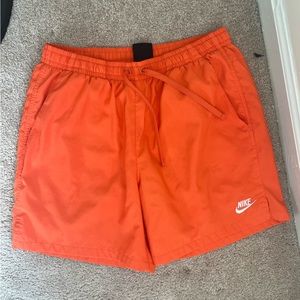 Nike Sportswear - Woven Lined Flow Shorts (Orange/L)